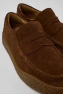 SAPATO LOAFER EM CAMURÇA COM SOLA VIRGEM - Castanho